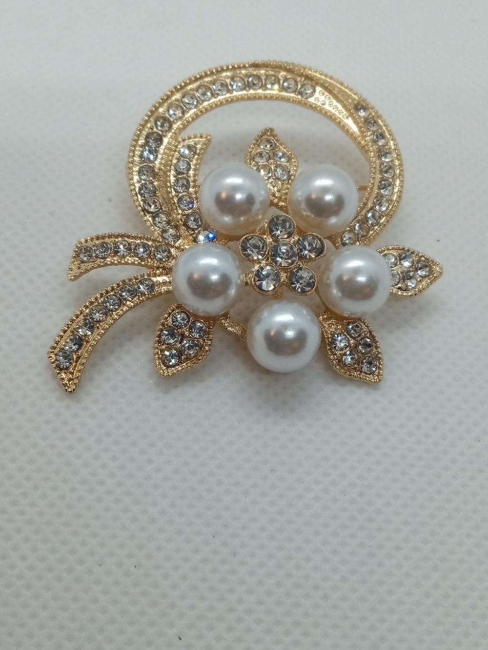 MODERN LAPEL BROOCH - Picture 3 of 5